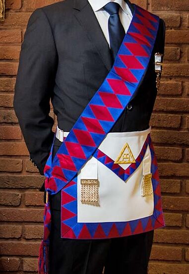 Royal-Arch-Companions-Lambskin-Apron-And-Sash05